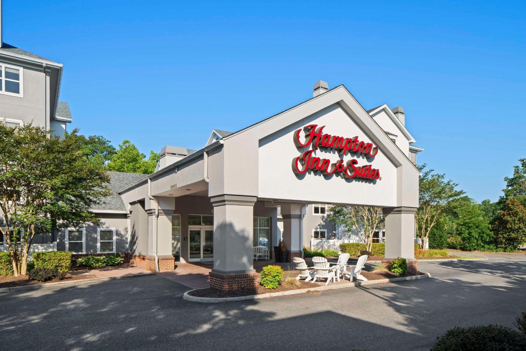 Hampton Inn & Suites Newport News-Airport - Oyster Point Area מראה חיצוני תמונה